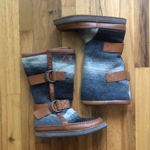 Sorel Chipahko Blanket Boots leather Wool 8 winter